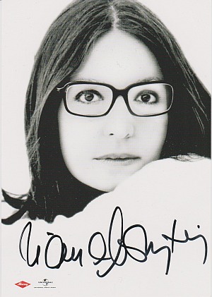 Nana Mouskouri